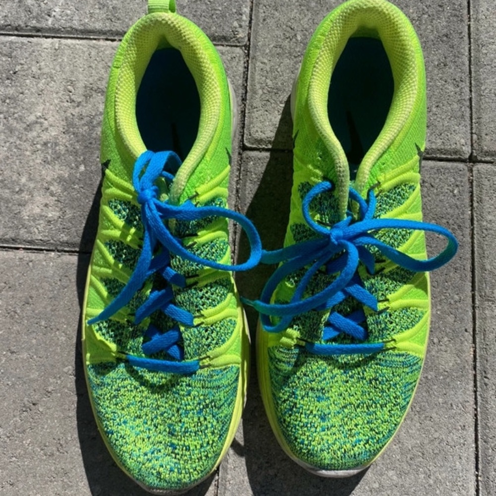 Tennis Shoes